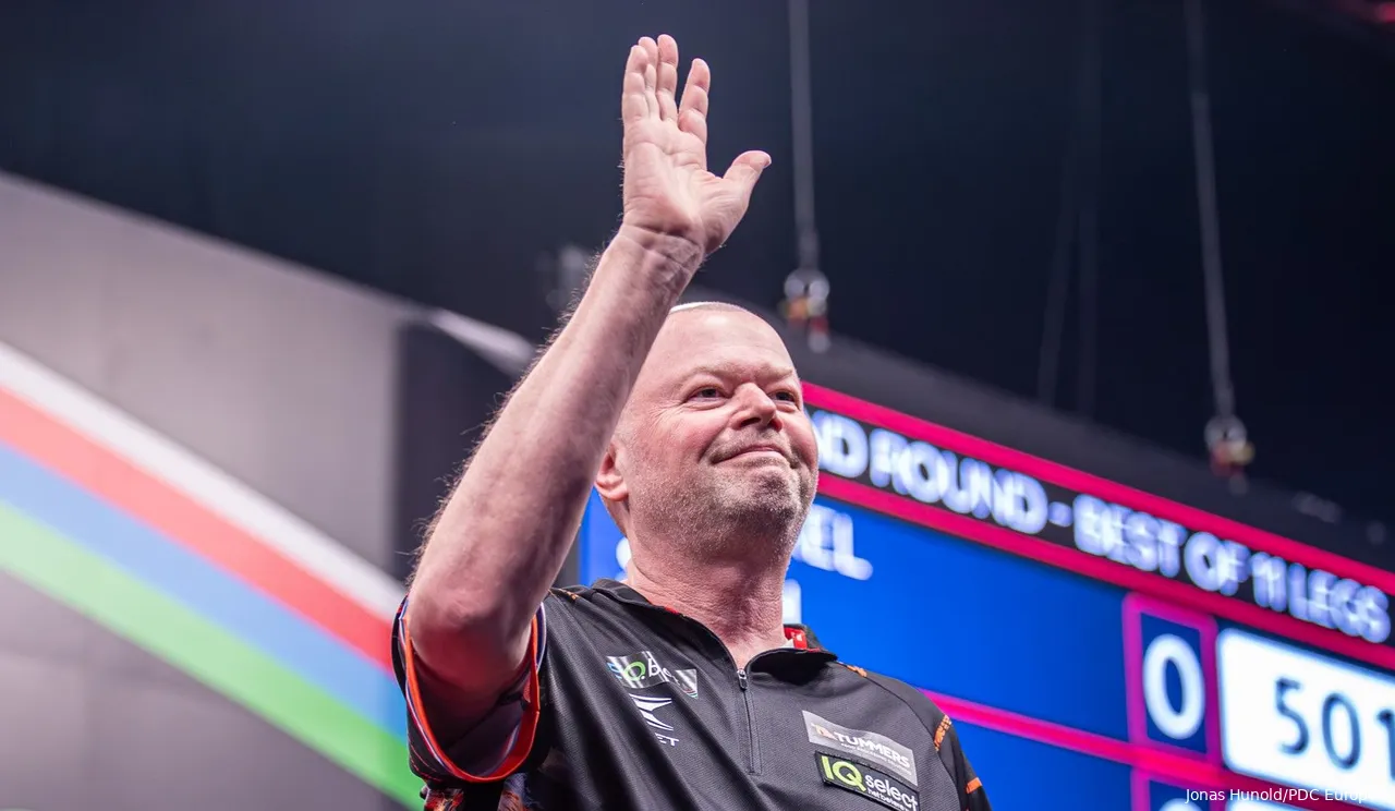 Van Barneveld dankt für Geburtstagsständchen&lt;br&gt;