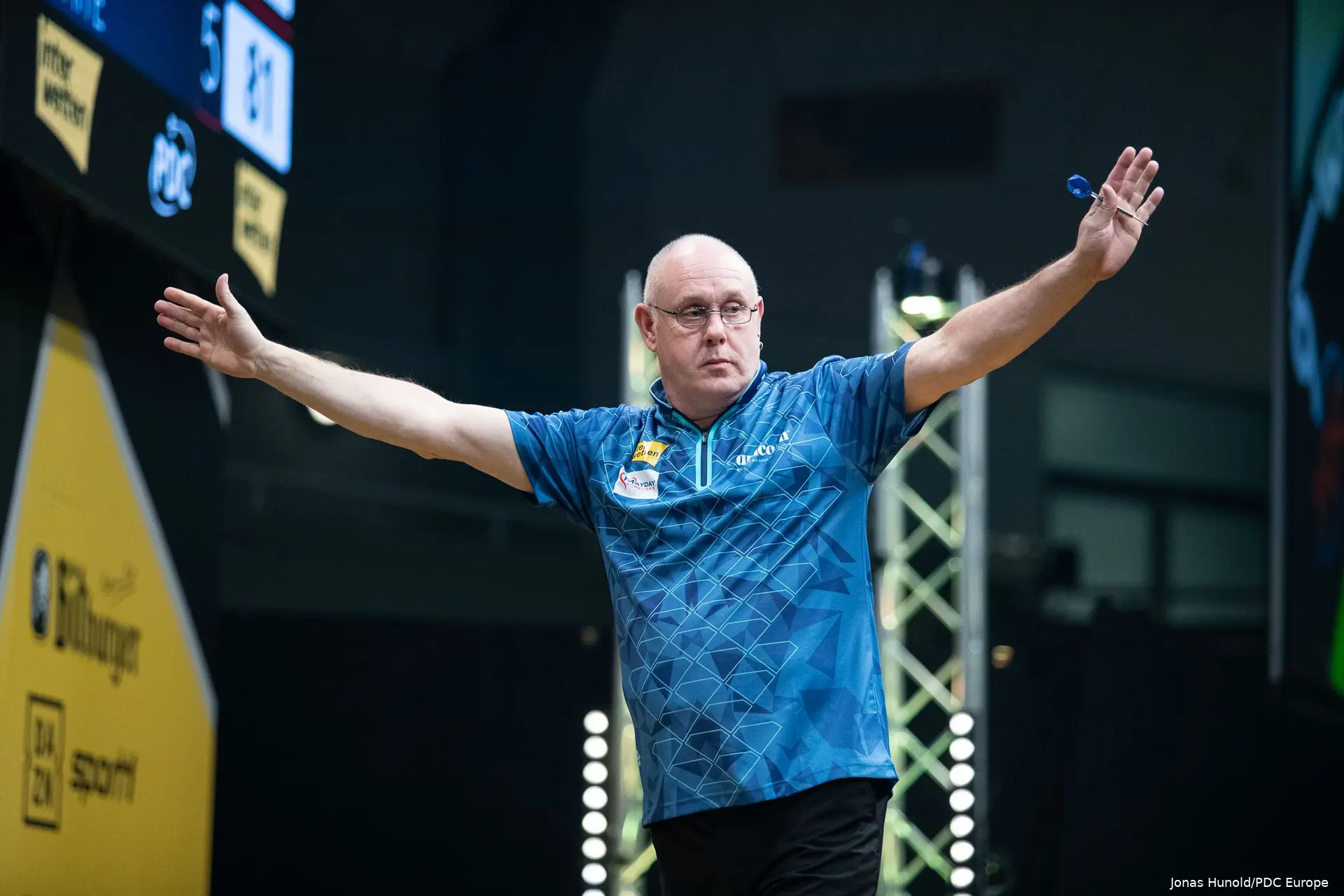 ian white 1 r1 edo23