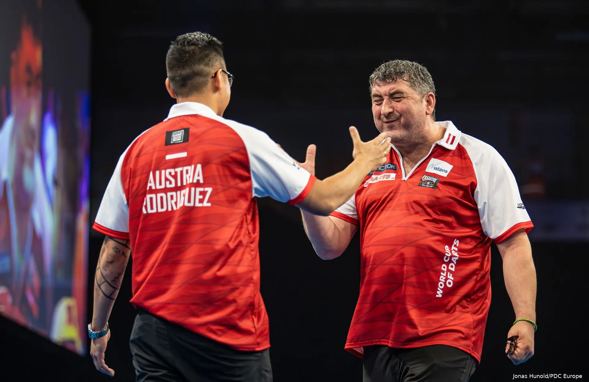 Mensur Suljovic en Rowby-John Rodriguez bij de World Cup voor Oostenrijk