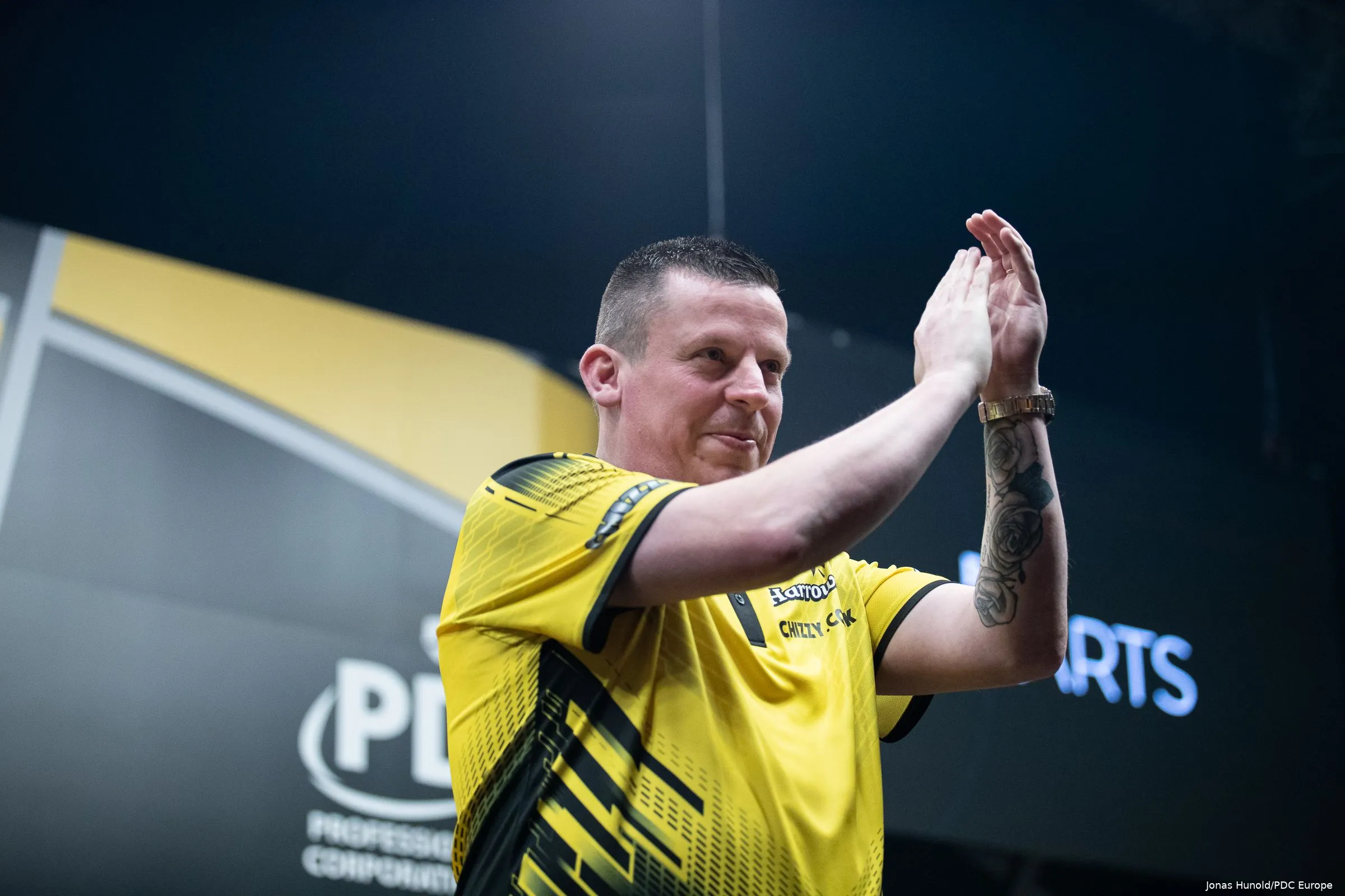 dave chisnall r3 edo23