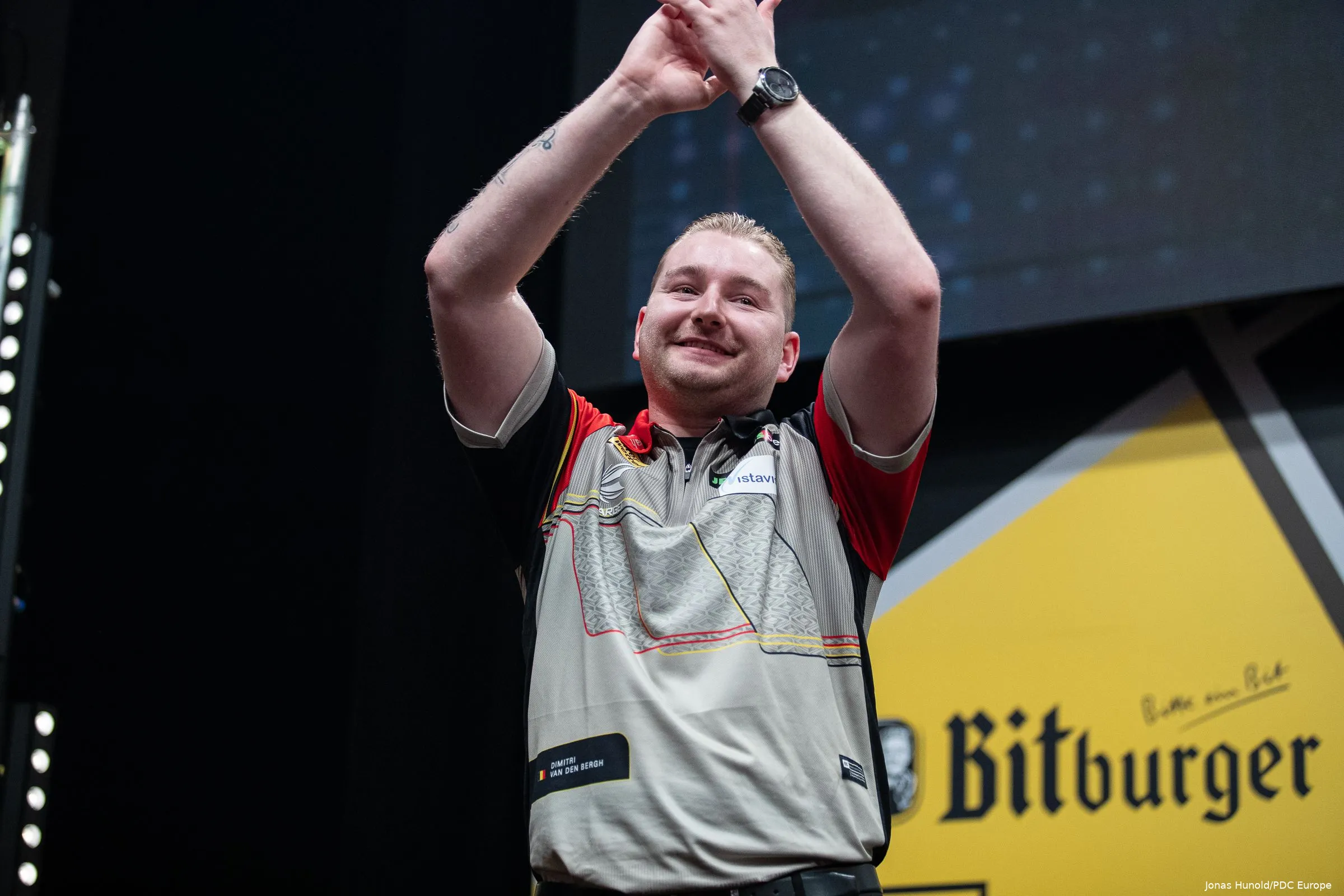 dimitri van den bergh r2 edo23