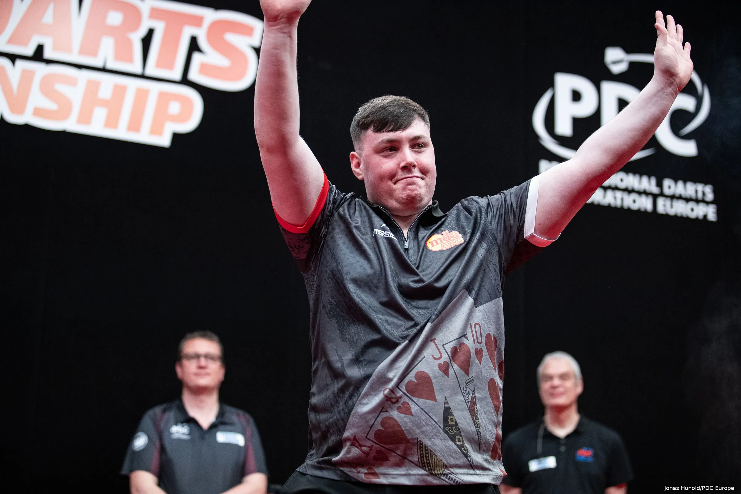 dylan slevin r2 ddc23