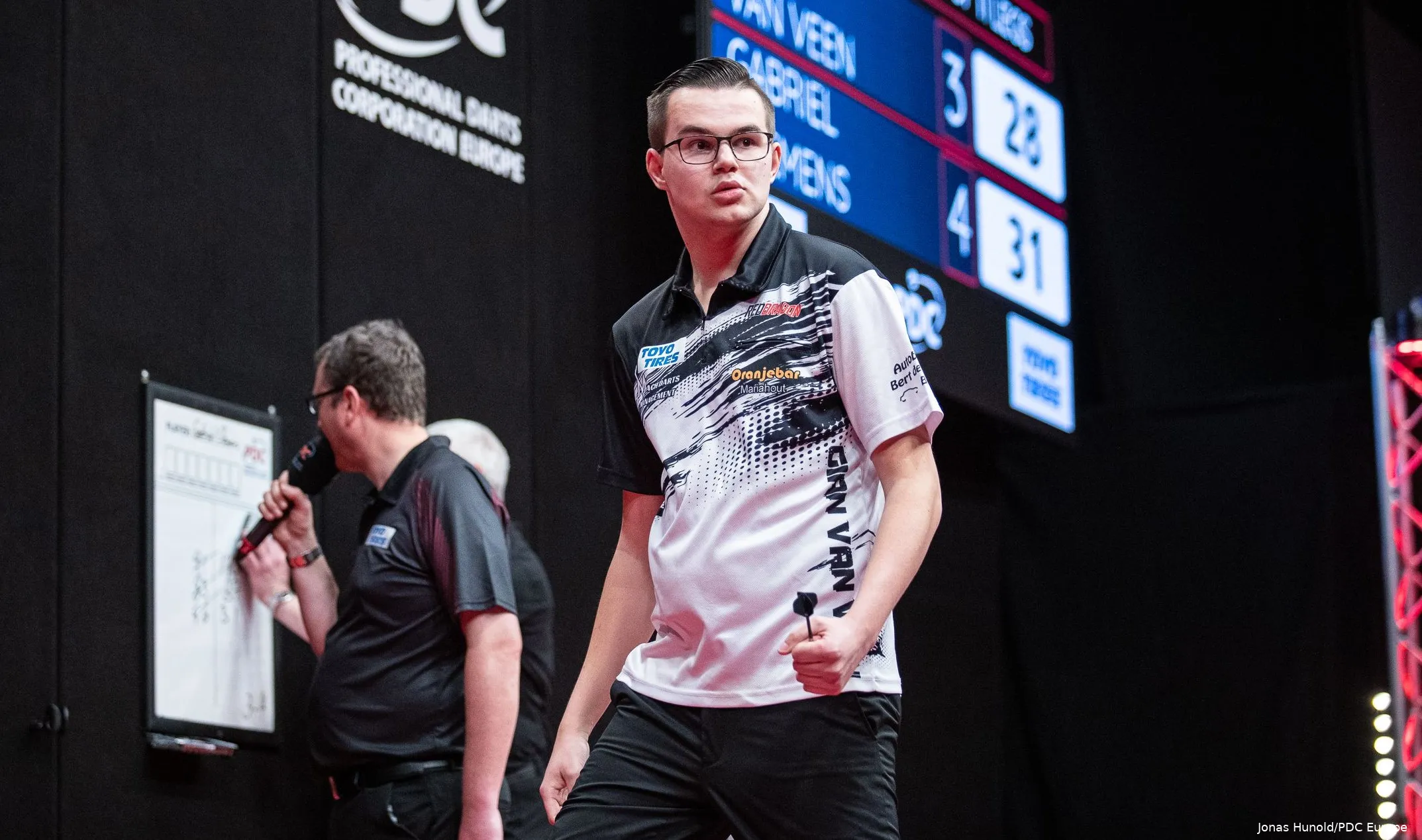 gian van veen3 r1 ddc23