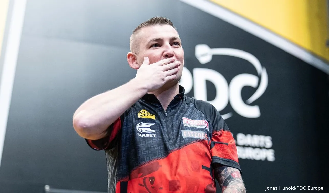 nathan aspinall r2 gdgp23