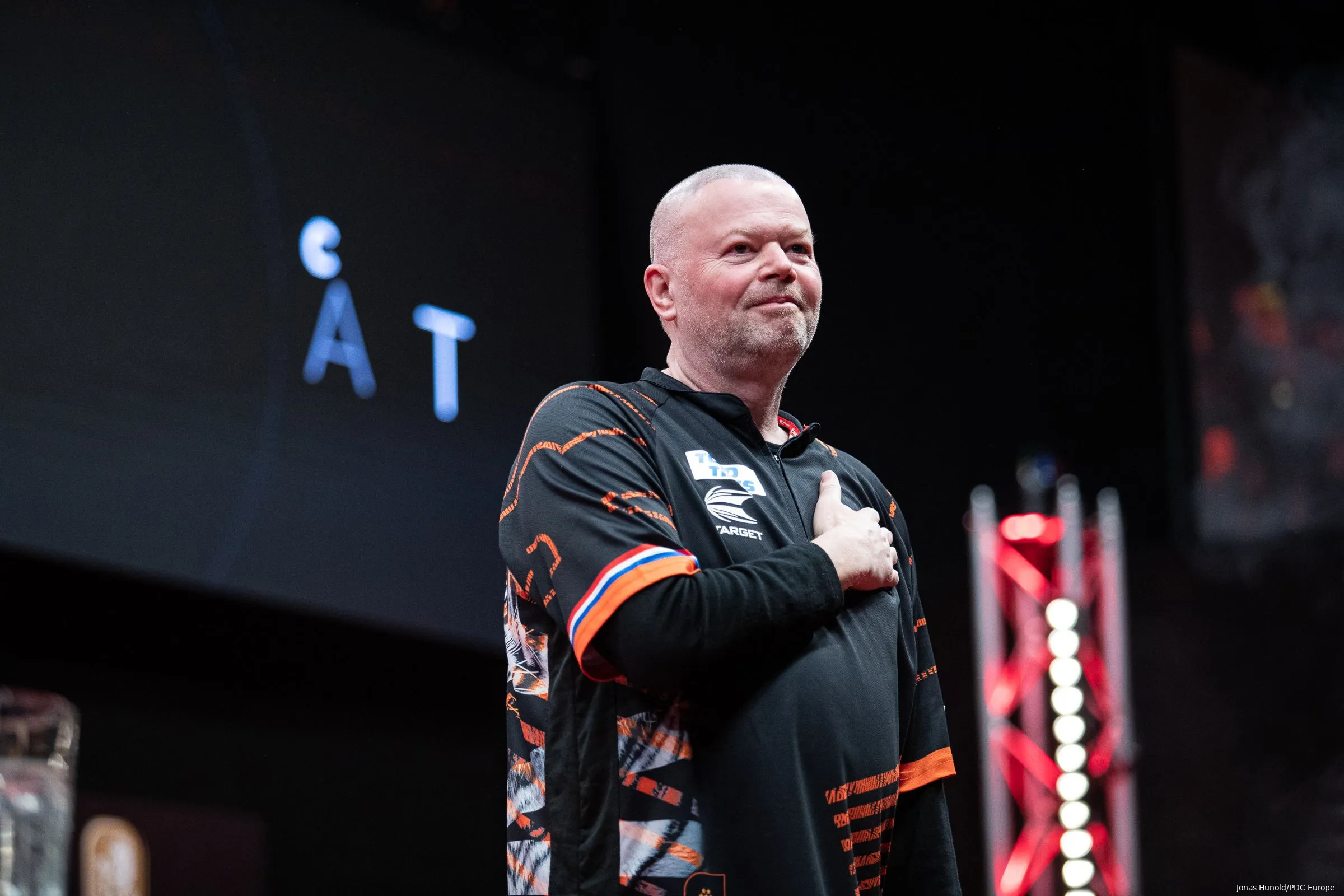 raymond van barneveld1 r1 ddc23