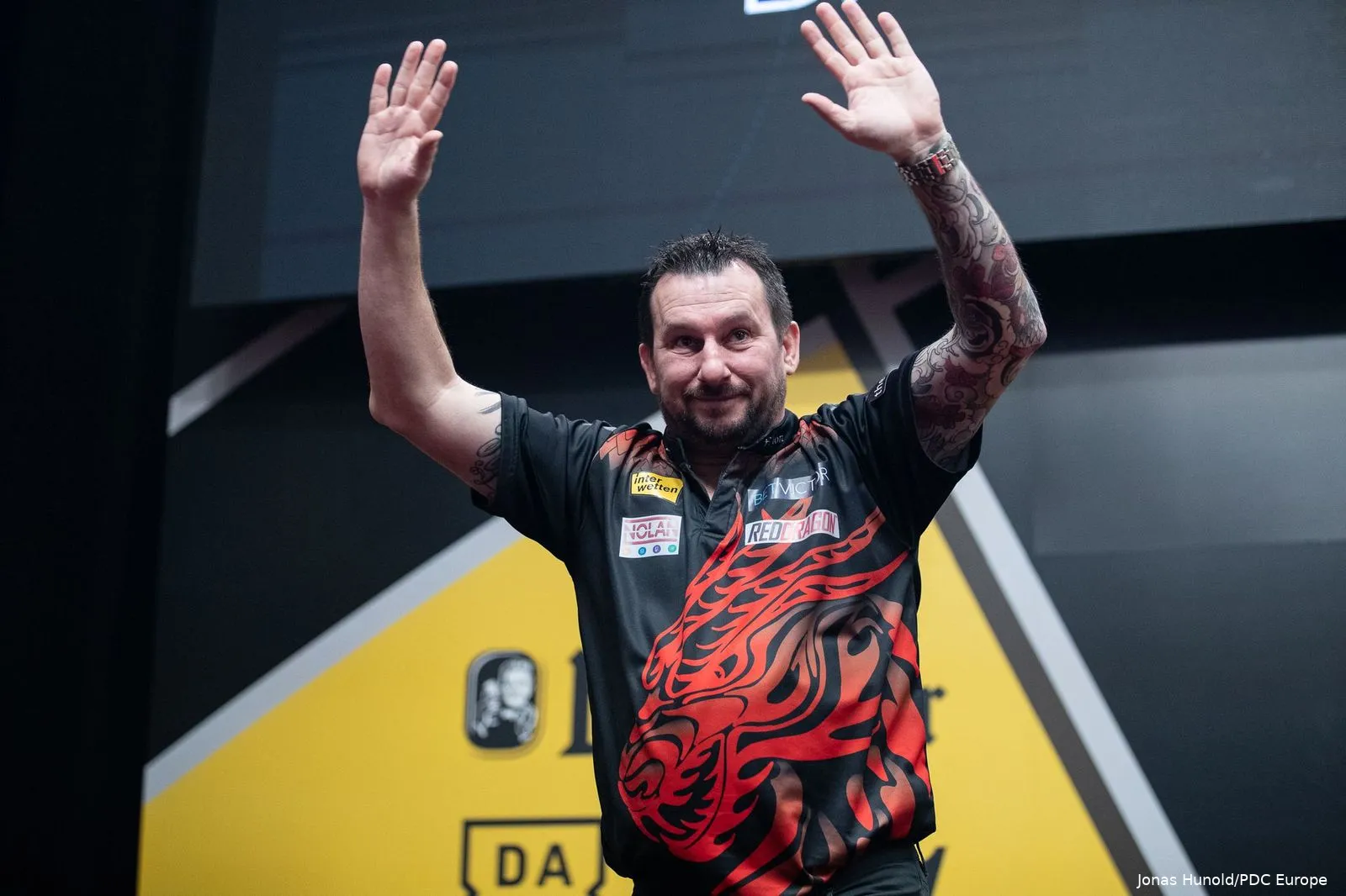 jonny clayton r2 edo23