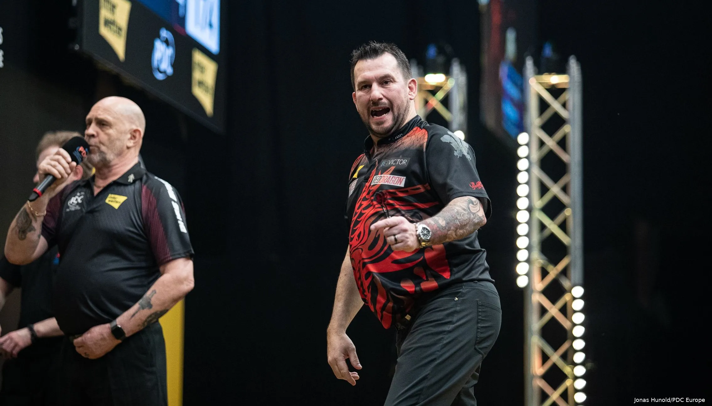 jonny clayton r2 ido23