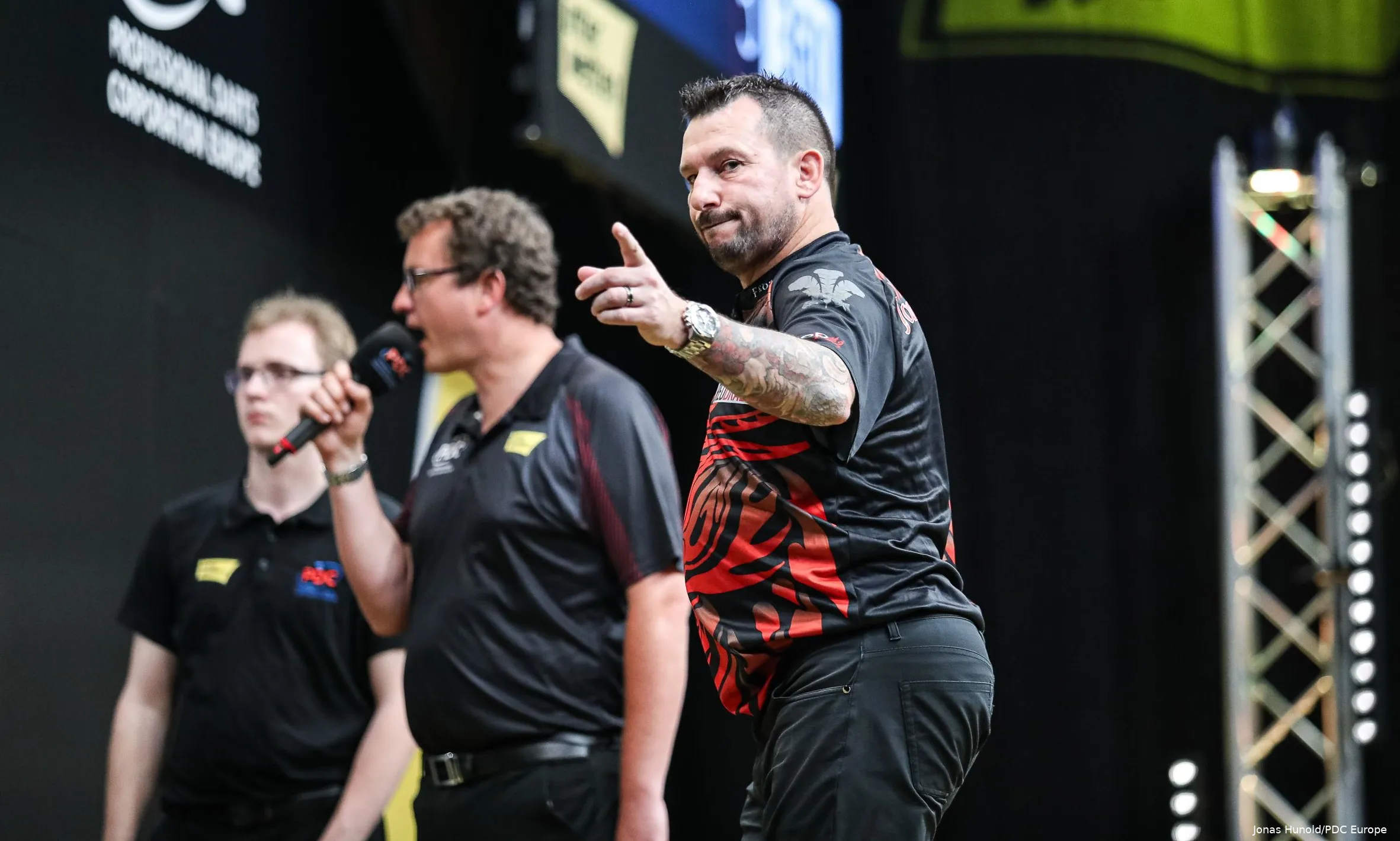 jonny clayton1 r2 edm23