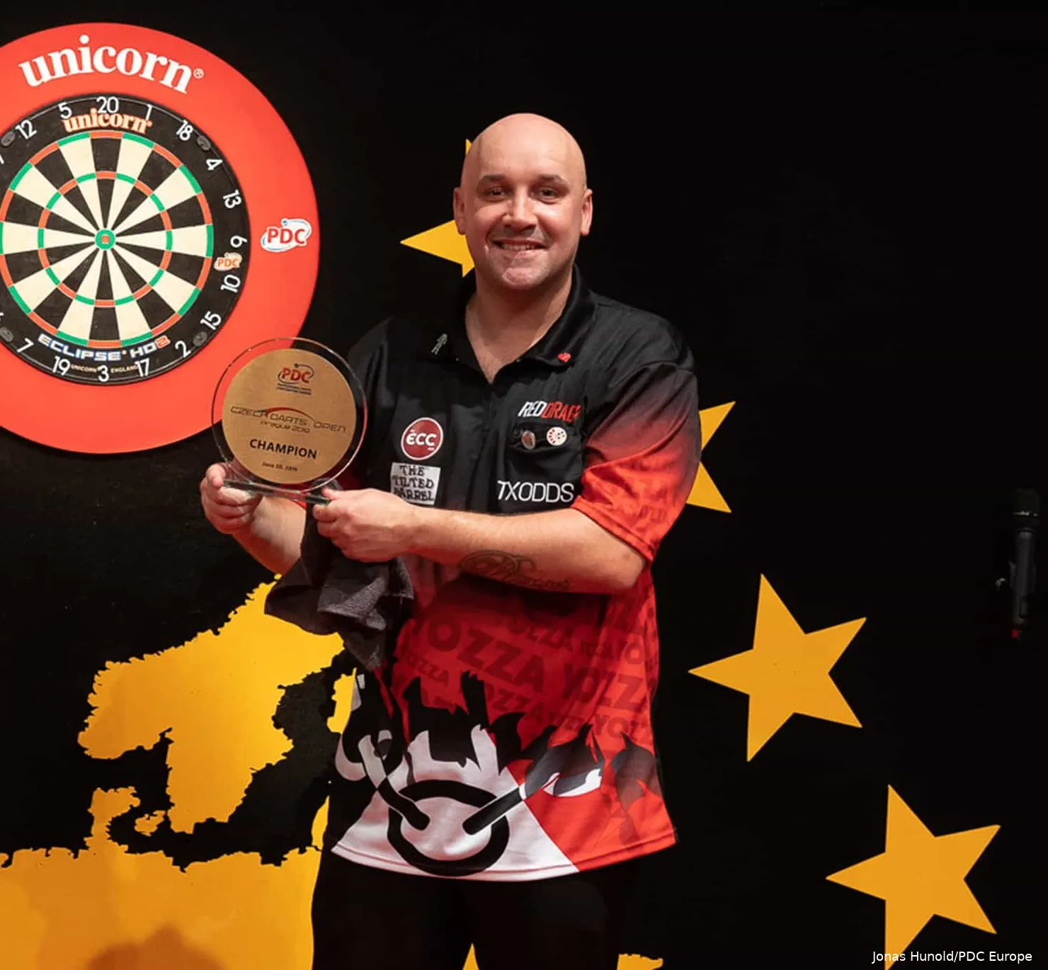 hugheset9d3w 2000 e1561937940220