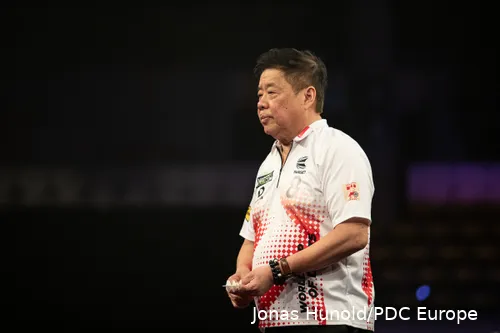 Paul Lim gaat eind juni op 70-jarige leeftijd voor de tiende keer namens Singapore meedoen aan de World Cup of Darts