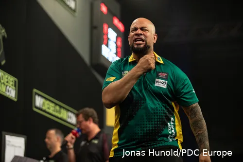 Devon Petersen zorgde voor veel gespreksstof op het podium