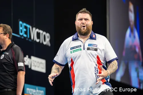 Voor Michael Smith was het bij zijn vijfde deelname aan de World Cup of Darts eindelijk raak