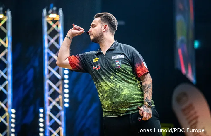 Brian Raman in action last year at the German Darts Open