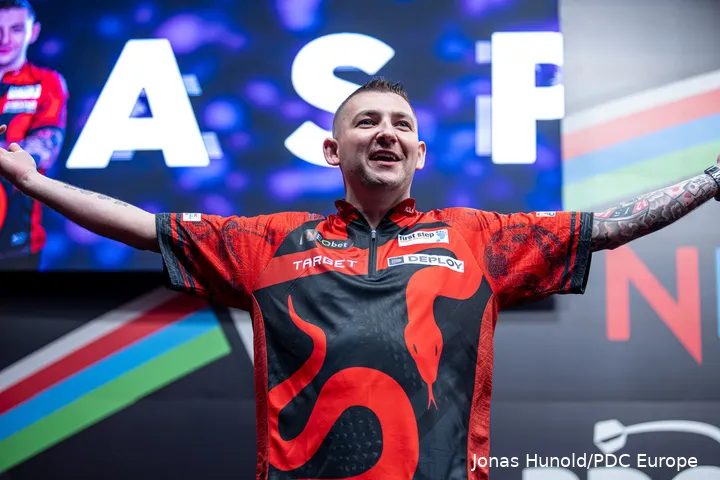 Nathan Aspinall war im letztjährigen World Matchplay-Finale 18-6 zu stark für Jonny Clayton
