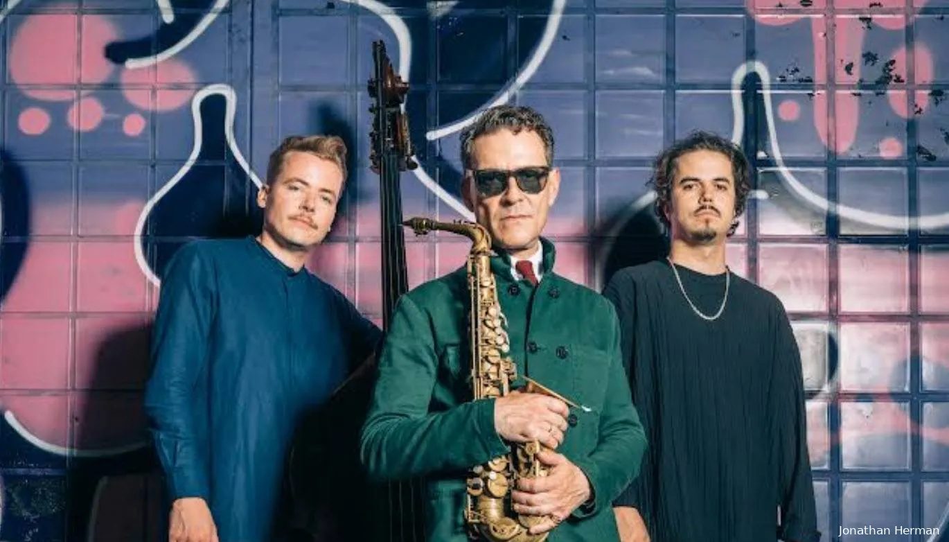 Benjamin Herman Trio met ‘Nostalgia Blitz’ in de tuin van Kasteel Middachten
