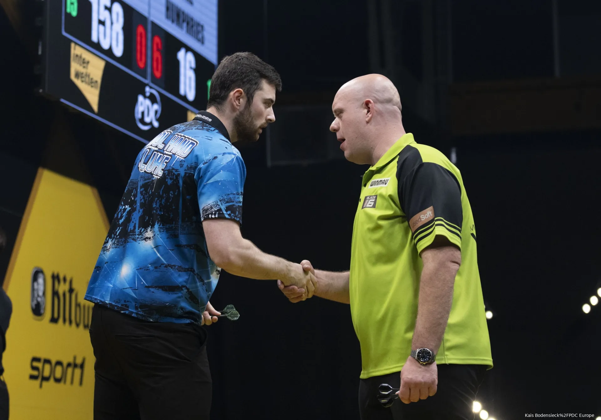 gdgp22 michael van gerwen luke humphries 625ebbe168a67