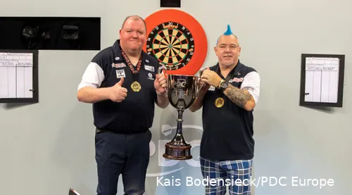 John Henderson &amp; Peter Wright