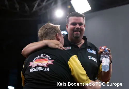Martin Schindler und Gabriel Clemens 2022 beim World Cup of Darts<br>