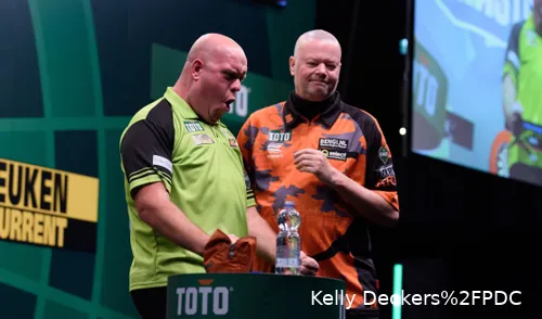 Liebe auf den zweiten Blick: Michael van Gerwen und Raymond van Barneveld