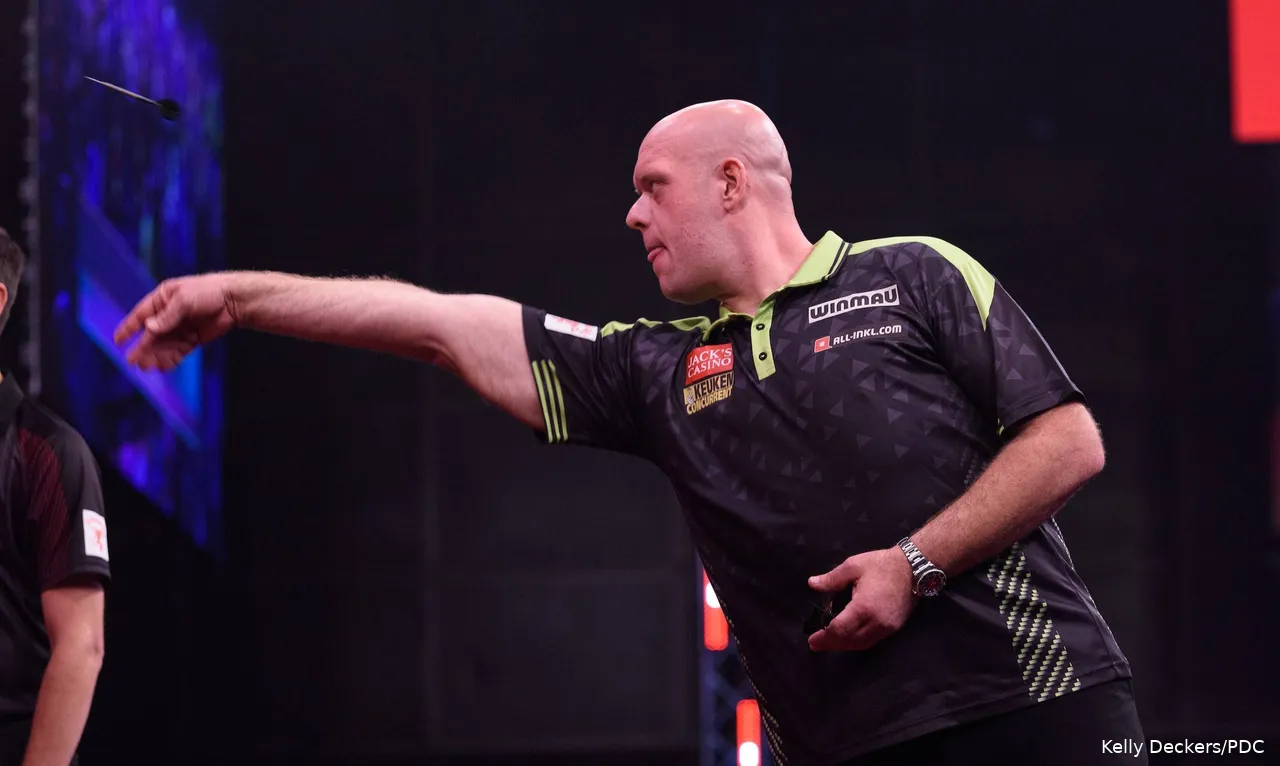 Kämpft heute Nachmittag vor heimischem Publikum um ein Halbfinal-Ticket: Michael van Gerwen