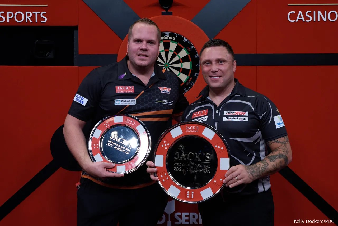 Gerwyn Price hield Dirk van Duijvenbode in 2022 na een thriller van de eindzege af bij de World Series of Darts Finals in Amsterdam