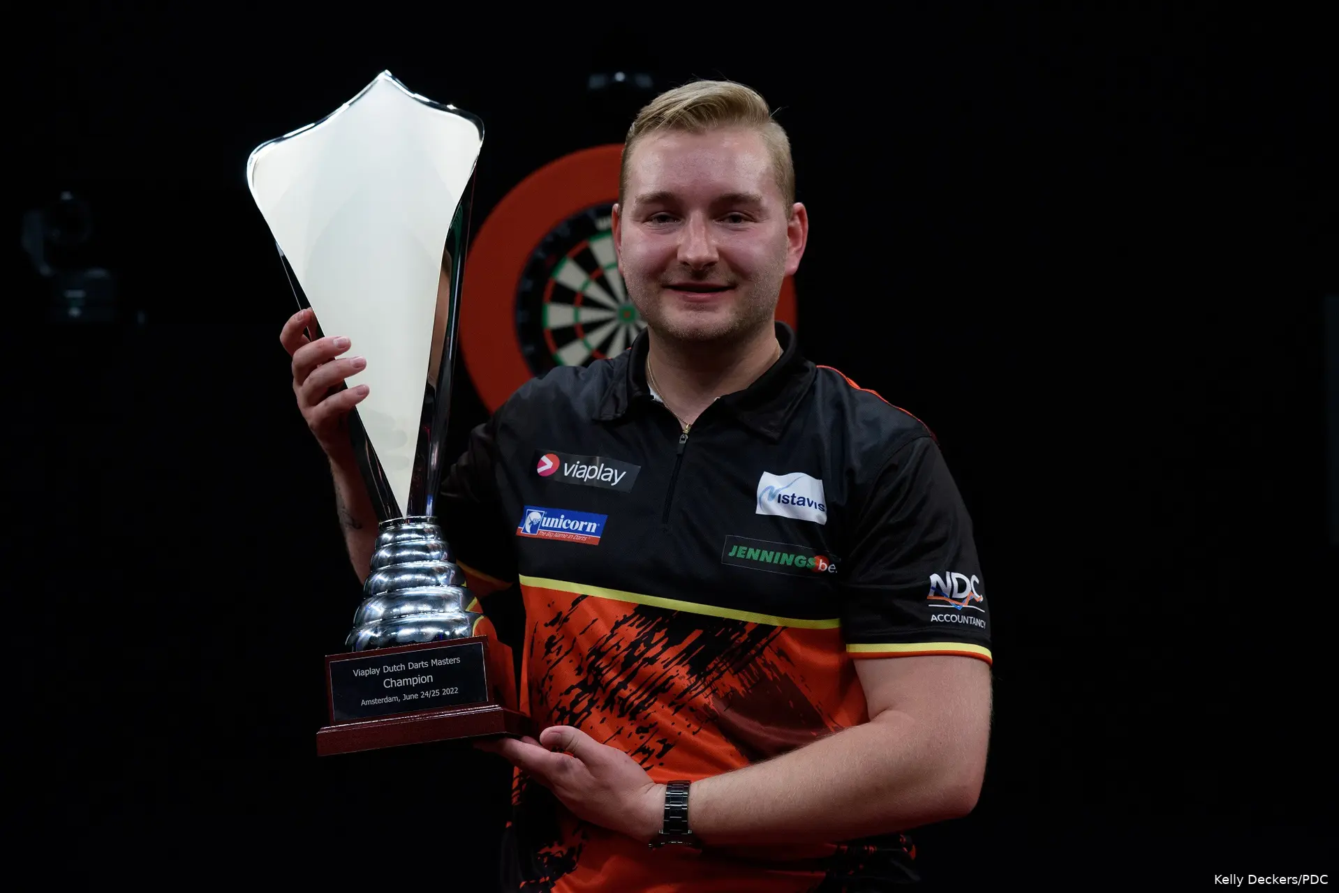DDMFinal Dimitri Van den Bergh7