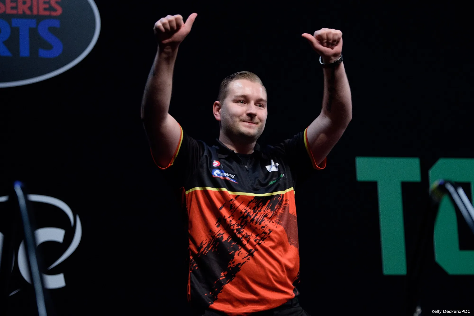 DDMR1 Dimitri Van den Bergh1