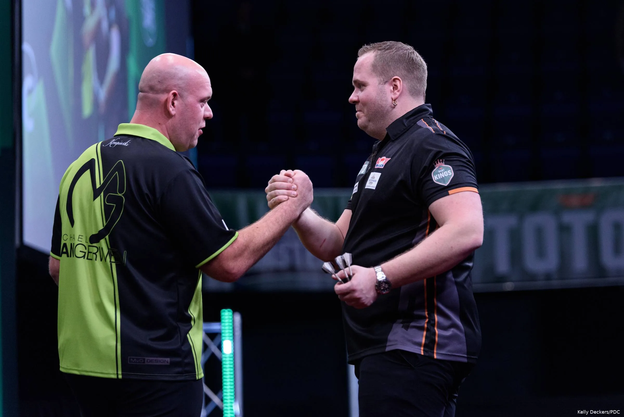 michael van gerwen dirk van duijvenbode