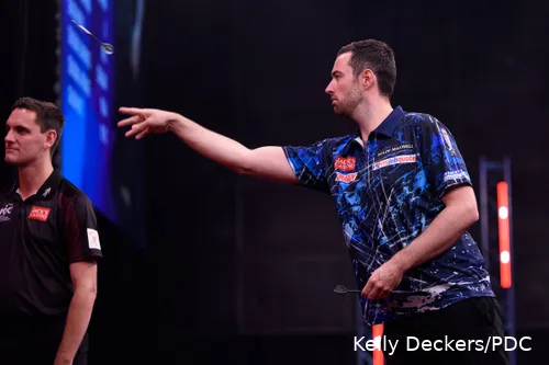 Luke Humphries erzielt einen hart erkämpften Sieg gegen James Wade