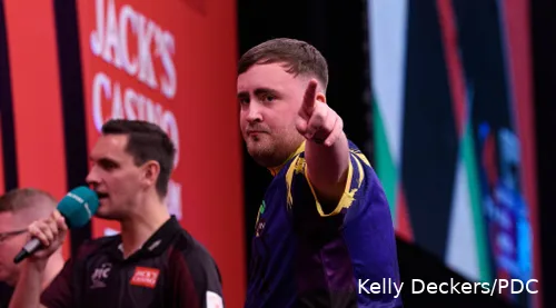 Luke Littler geht bei den World Series of Darts Finals 2025 als Titelverteidiger an den Start