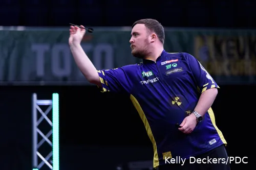 Luke Littler neemt het in de kwartfinales van de Winmau World Masters op tegen Jonny Clayton