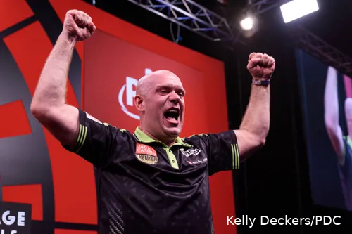 Gary Plummer is fan van Michael van Gerwen