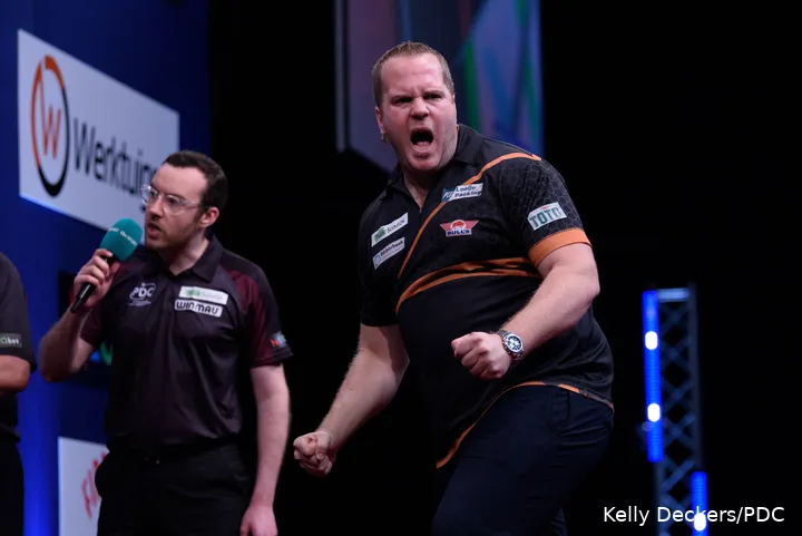 Dirk van Duijvenbode cheering after a win