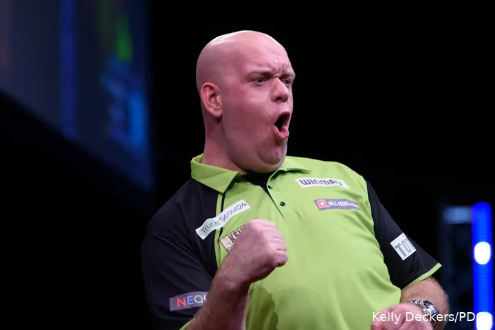 Michael van Gerwen in action