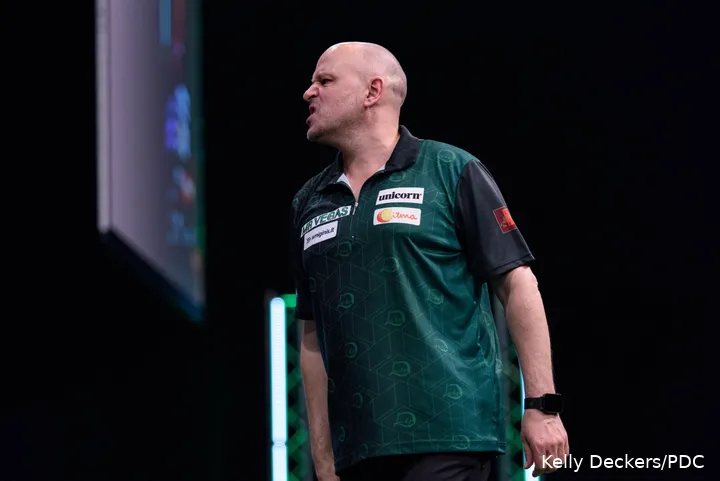 Darius Labanauskas grimaces after a miss at the 2026 Nordic Darts Masters