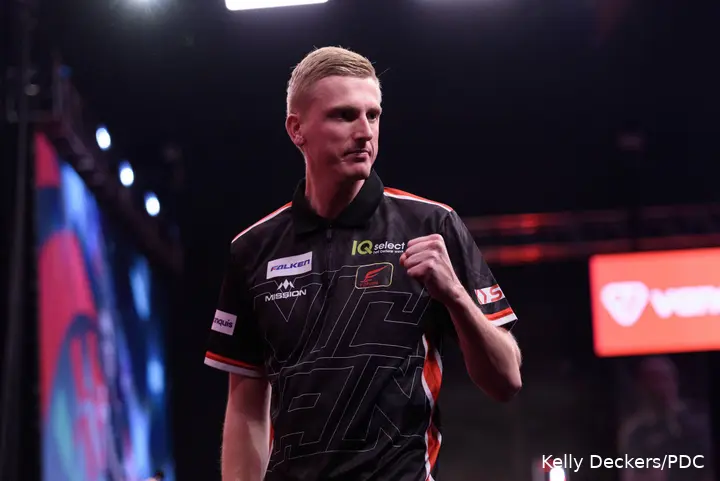 Wessel Nijman ballt die Faust