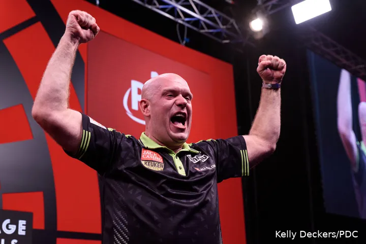 Michael van Gerwen zorgde voor de twee Nederlandse toernooizeges op de European Tour
