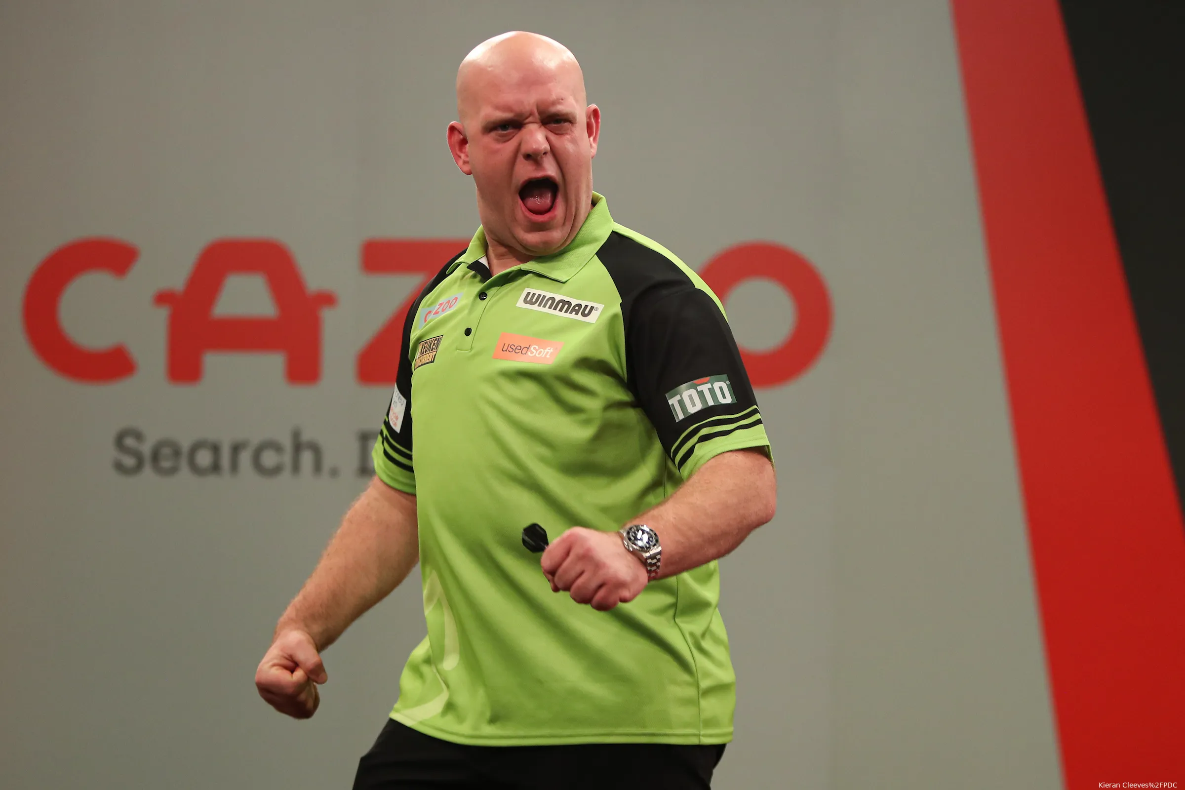2022PCFR3 Michael van Gerwen 06