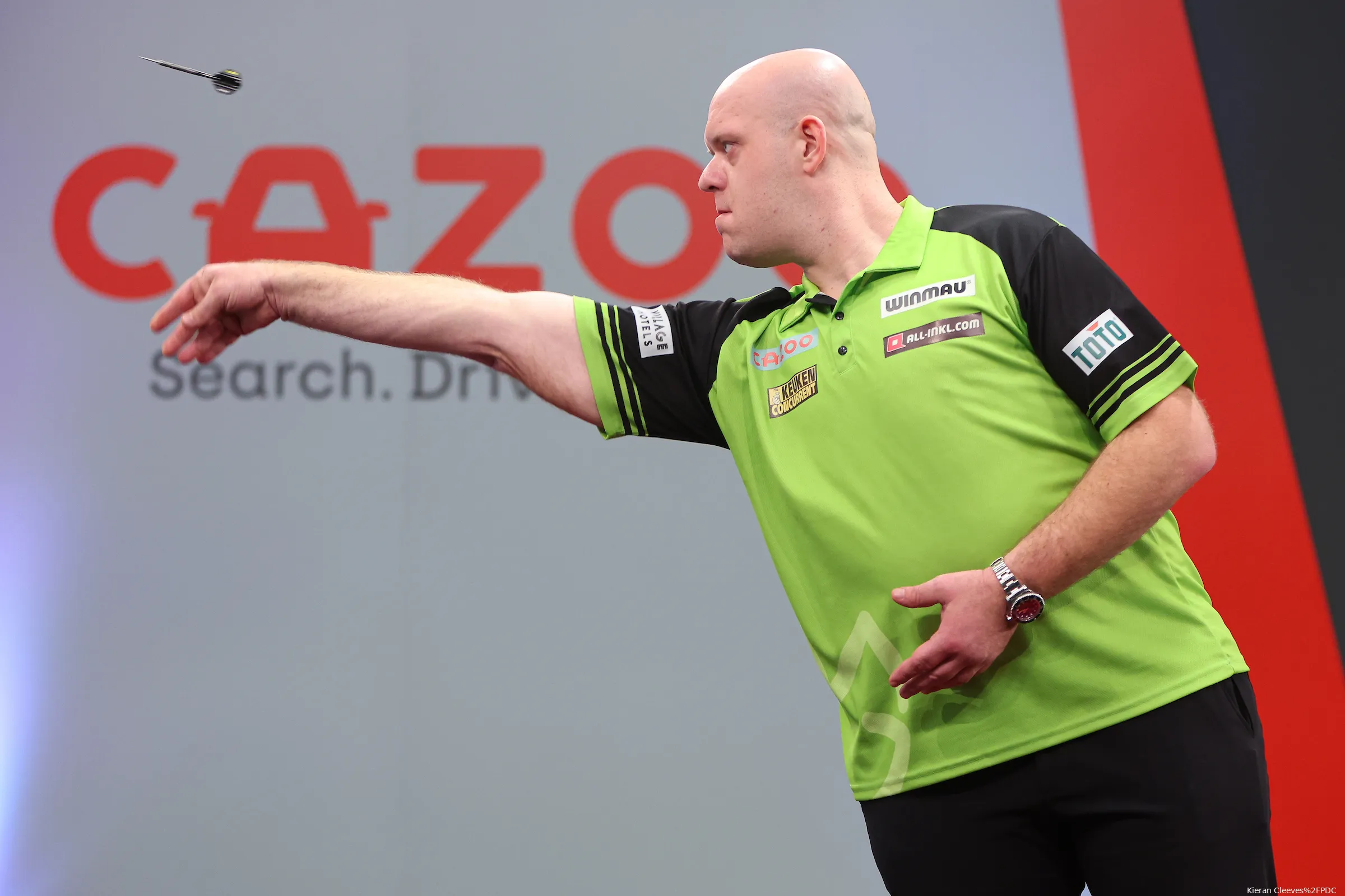 michael van gerwen 2 656369306910a