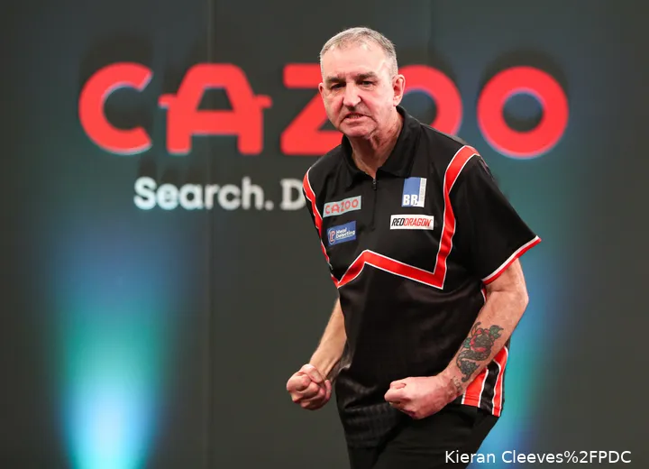 Richie Burnett hat letztes Wochenende Simon Whitlock und John Henderson geschlagen.