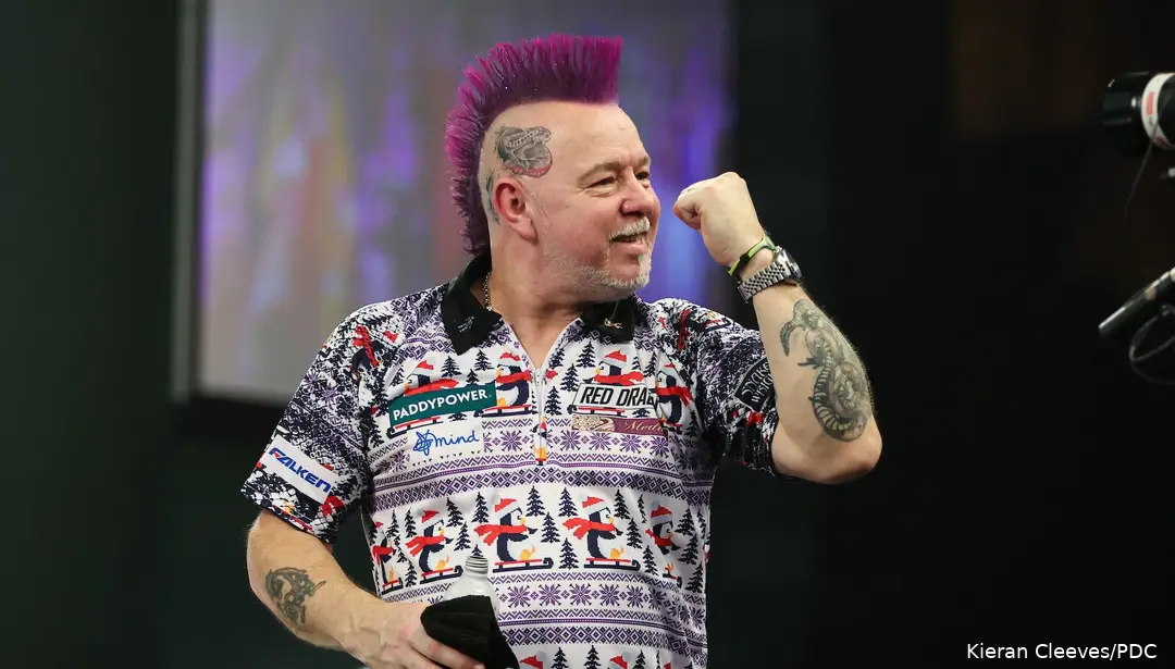 Can Peter Wright continue his surprisingly good Worlds?
