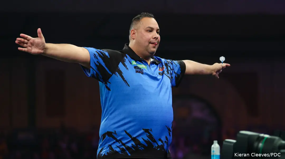 Jermaine Wattimena ist einer von drei Niederländern, die bei der Darts WM noch im Rennen sind