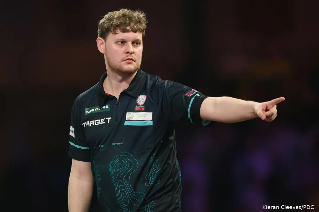 Kevin Doets moest bij de laatste 16 zijn meerdere erkennen in Chris Dobey