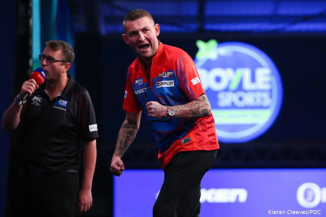 Nathan Aspinall viert een goede score