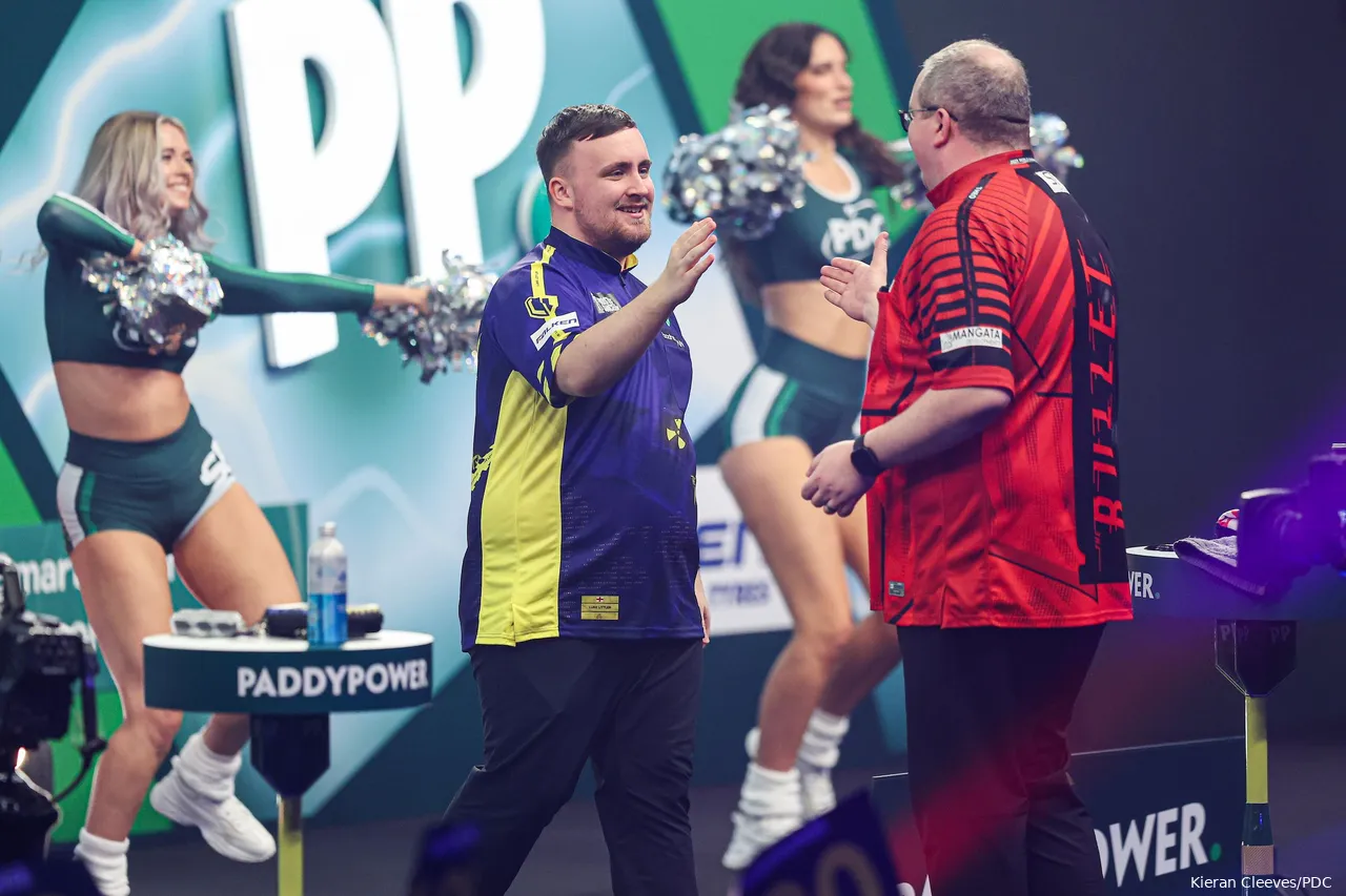 Luke Littler, inzwischen 18 Jahre alt, kehrt ins Geschehen zurück. Aber ist Stephen Bunting der haushohe Favorit auf den zweiten Sieg in Folge?