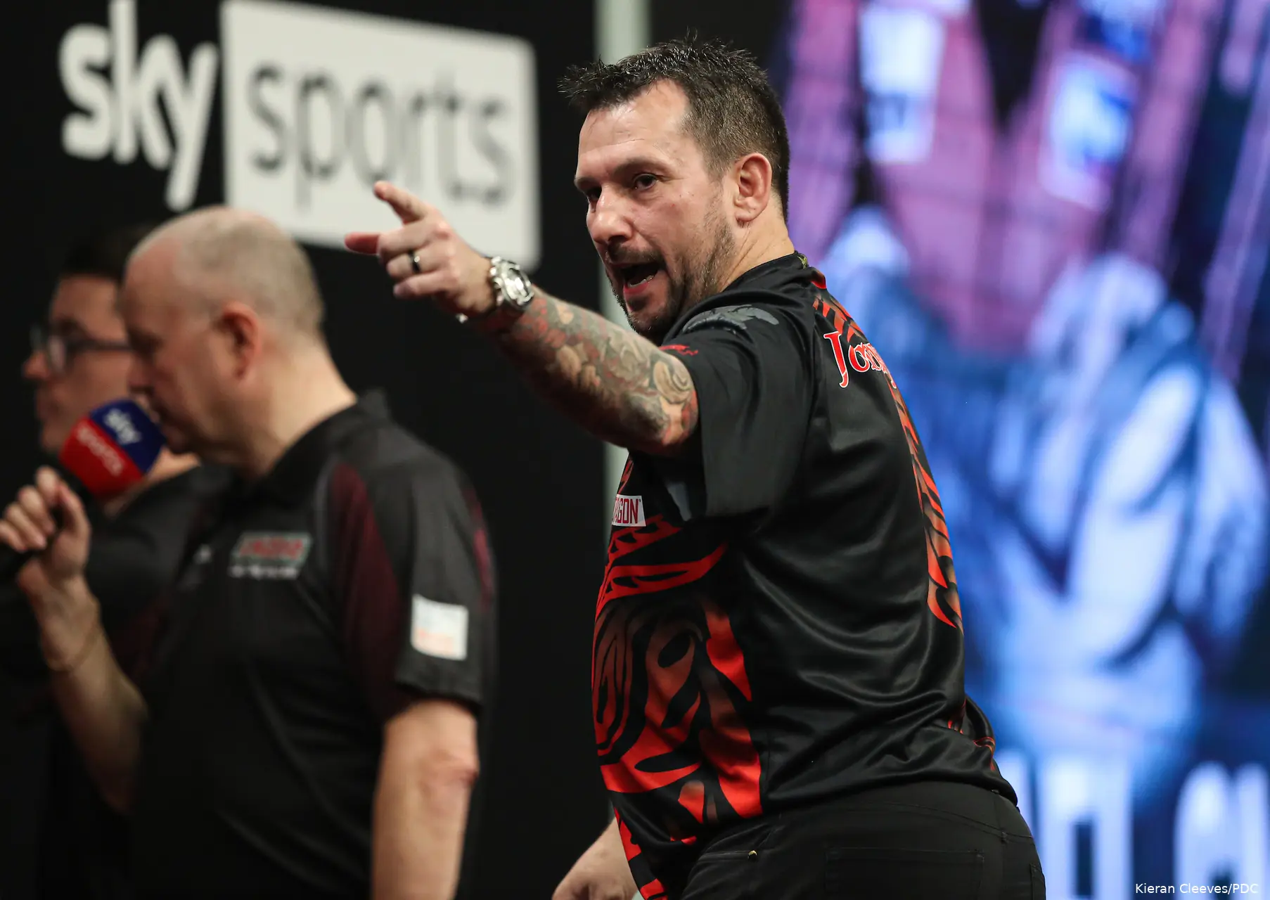 2023pl11qf jonny clayton03
