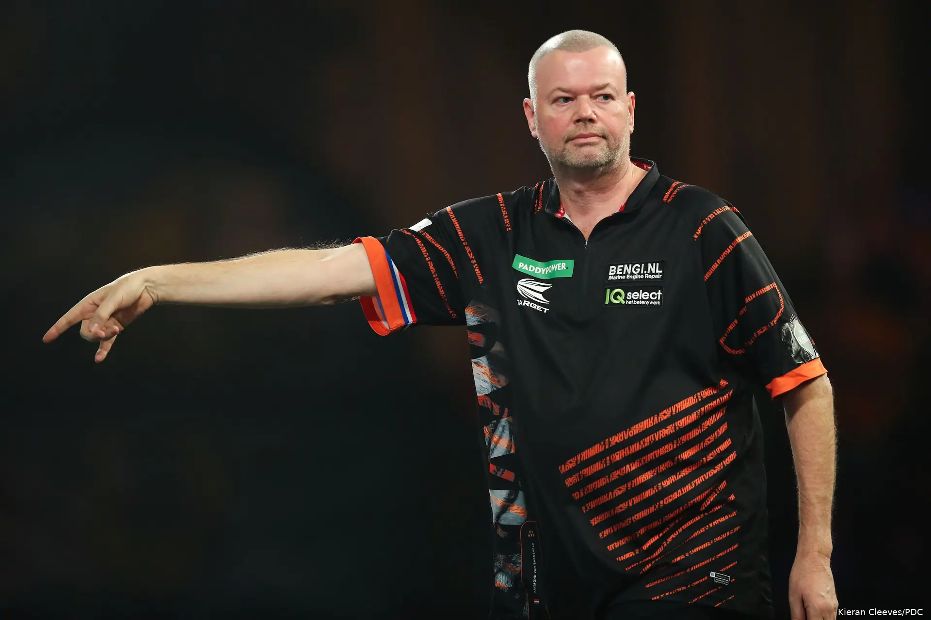 raymond van barneveld 2 658f0cfd07e54