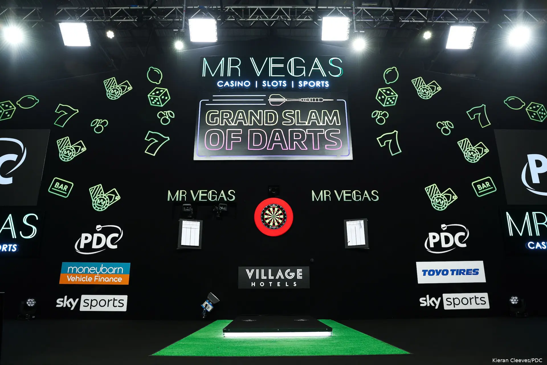 gsod24 stage branding01