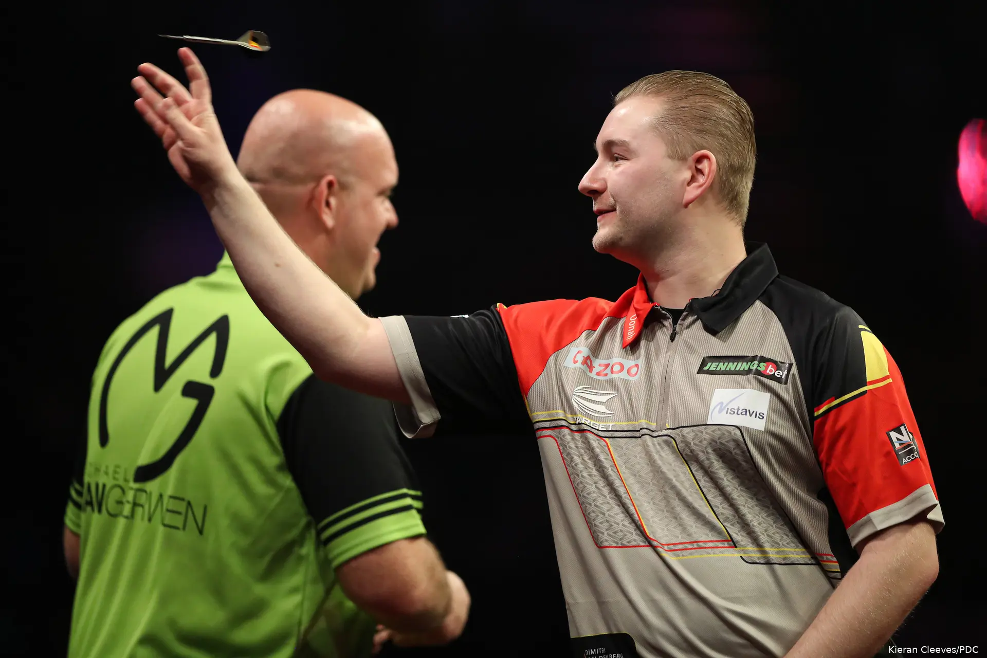 2023pl11qf dimitri van den bergh michael van gerwen02