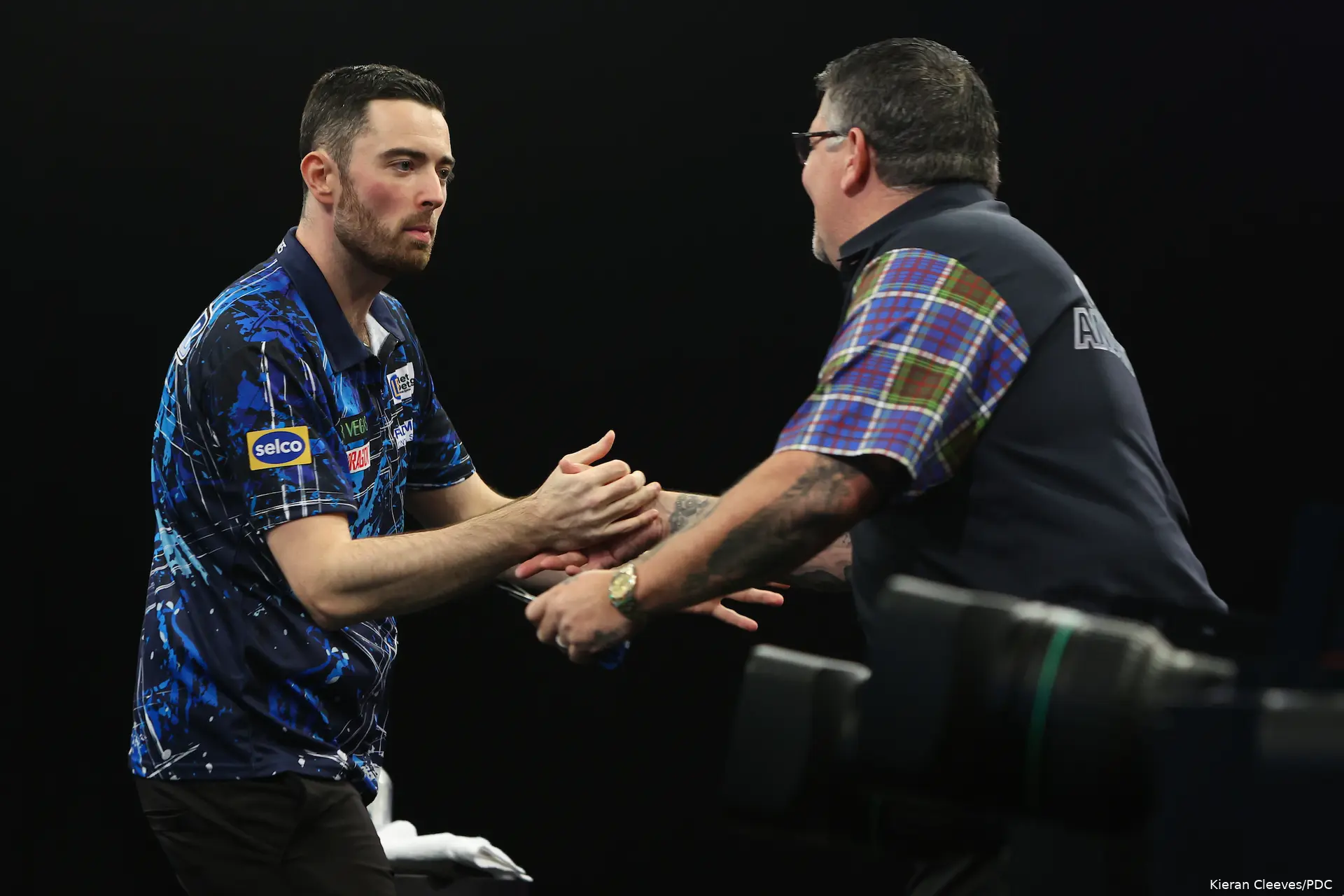 luke humphries gary anderson